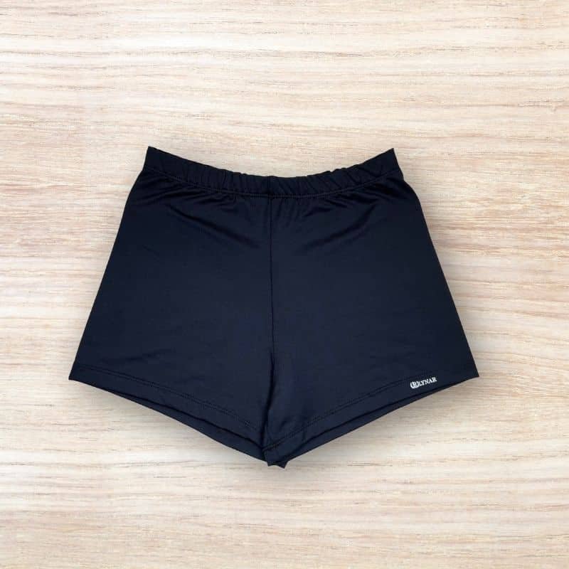 Shorts Academia Preto da marca Lynar